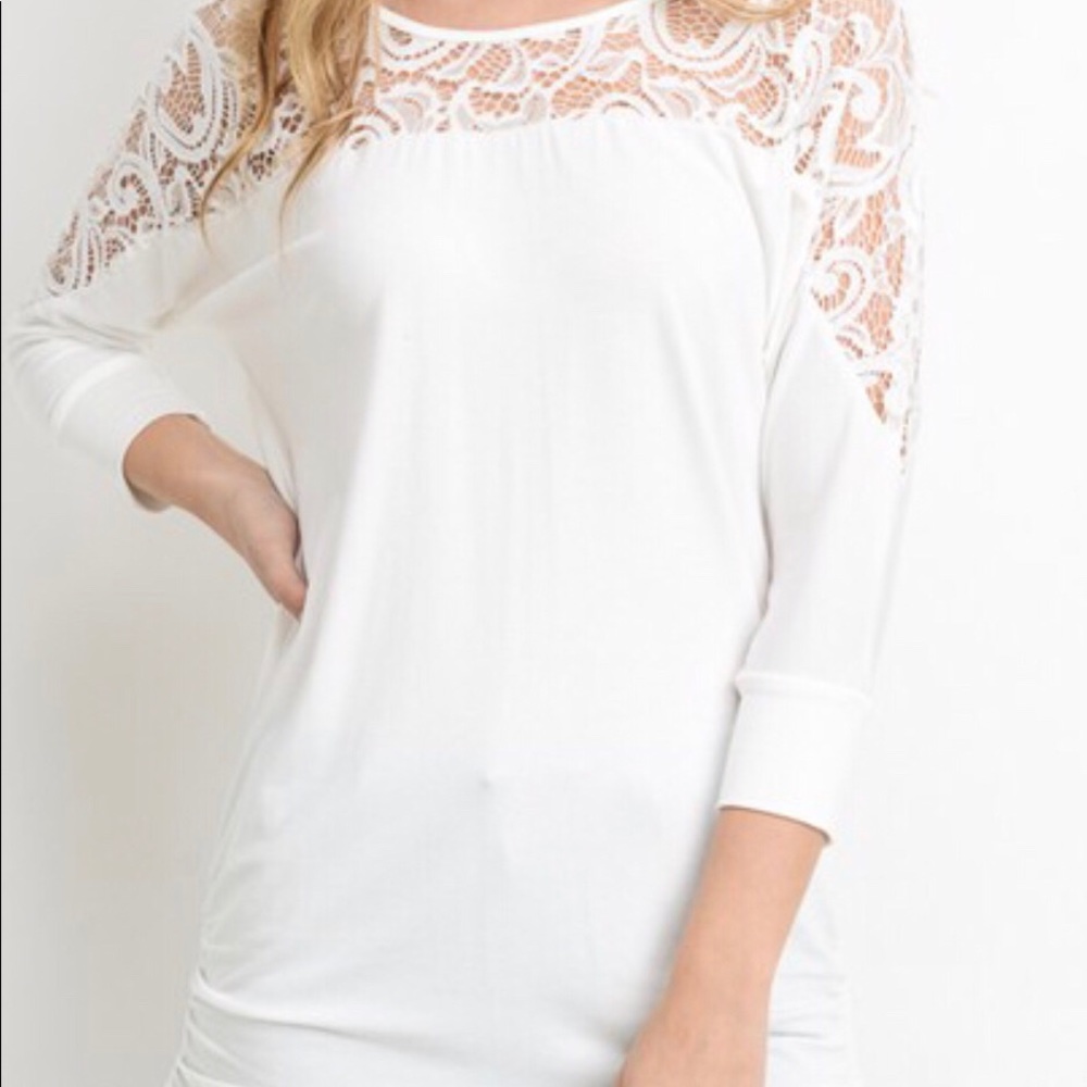 Woman’s 3/4 lace top (A17)